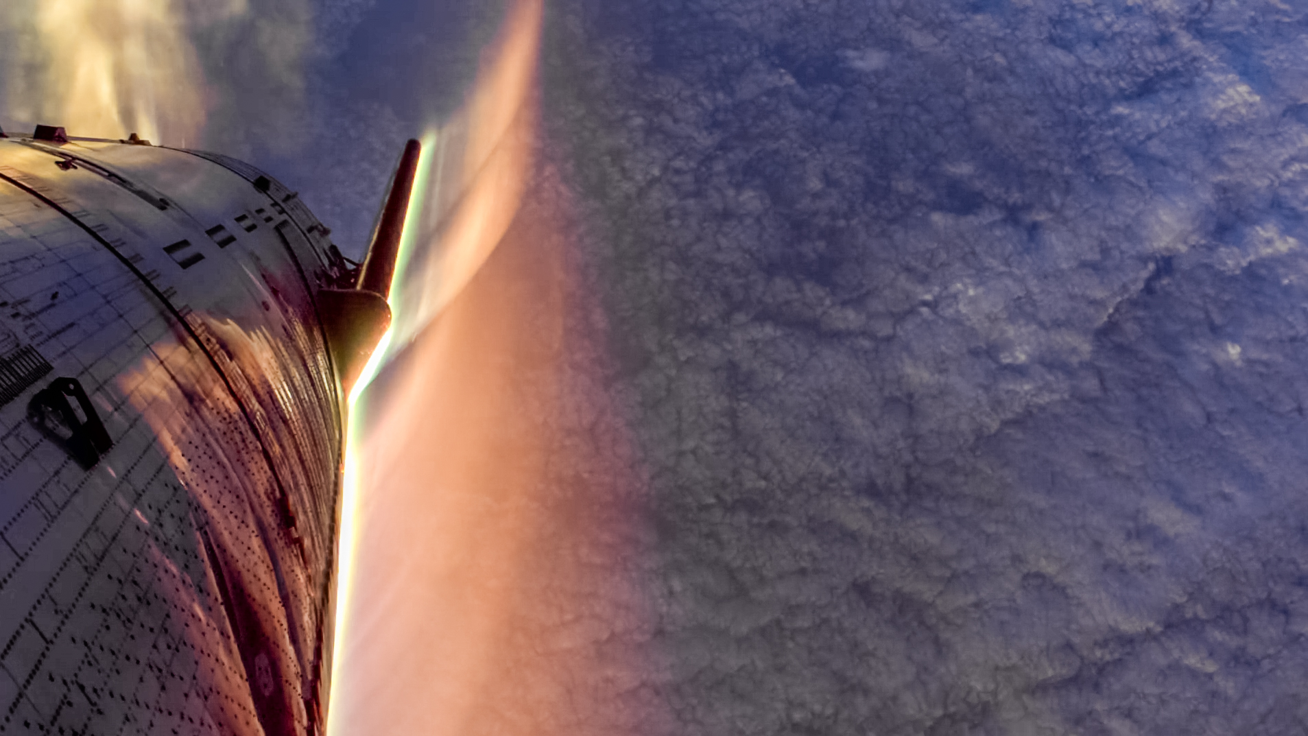 SpaceX запускає тестування прямого інтернет-підключення Starlink до телефонів