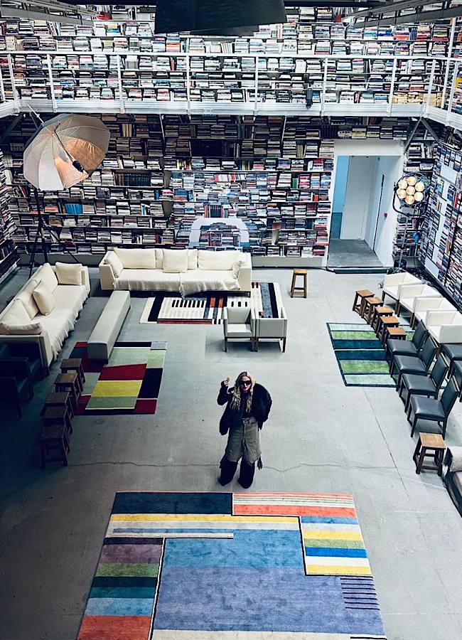 Як зараз виглядає Мадонна: свіжі фото 65-річної поп-зірки, яку досі хочуть мільйони