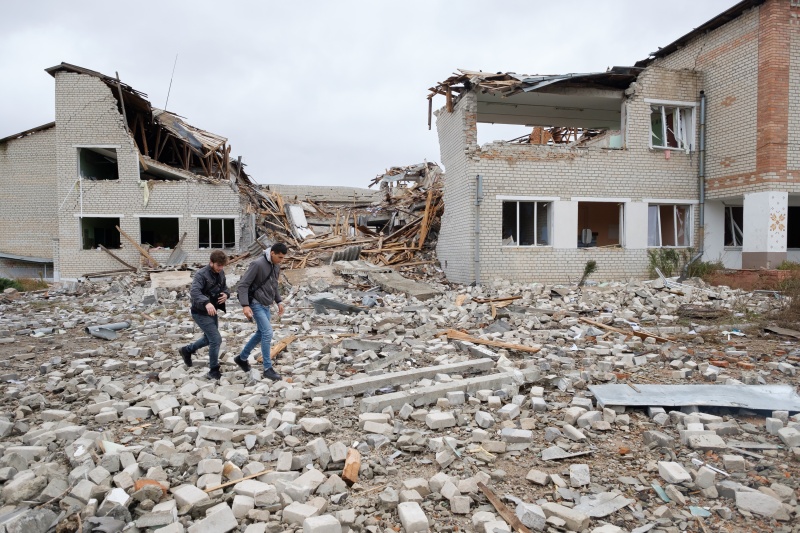 "Оккупанты прятались за нашими спинами": репортаж из освобожденных Балаклеи и Изюма