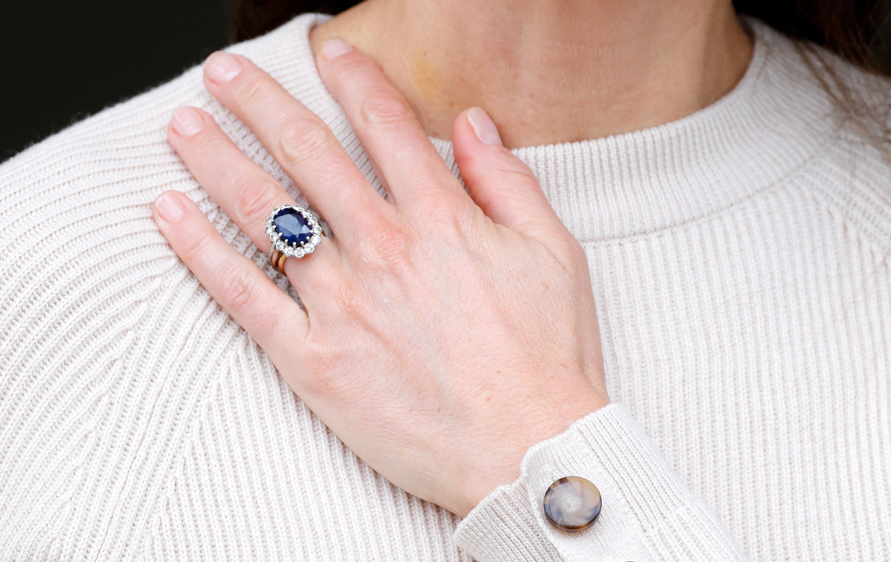 Самое известное украшение Кейт Миддлтон: история обручального кольца с сапфиром