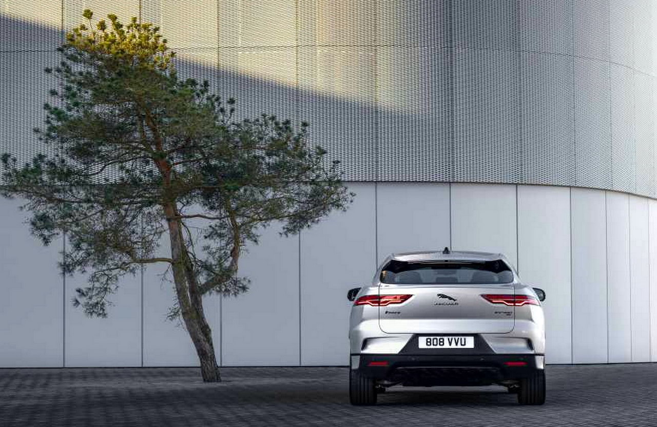 Не ждите новинок до 2025 года: Jaguar прекращает разработку автомобилей