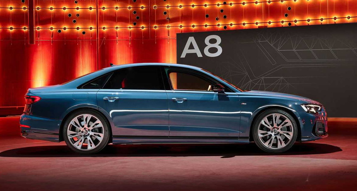 Рестайлінг для флагмана: Audi оновила розкішний седан A8
