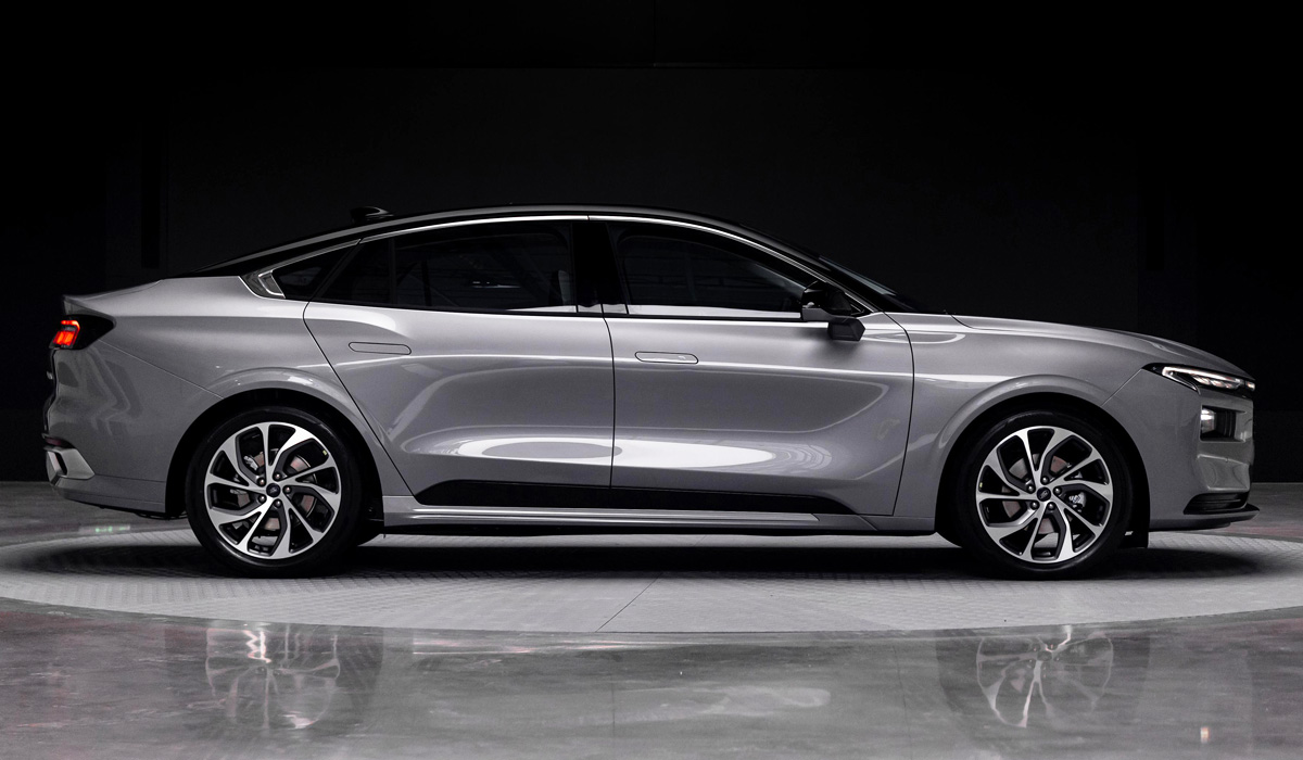 Седаны будут жить: представлен Ford Mondeo нового поколения