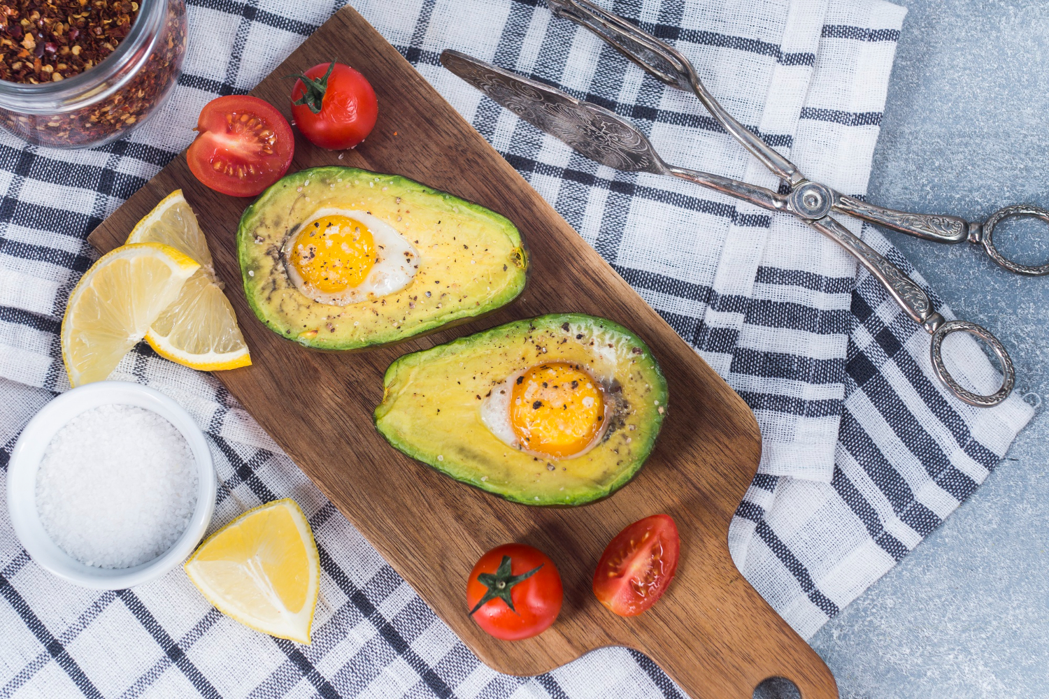 6 простих рецептів з авокадо на сніданок, обід і вечерю