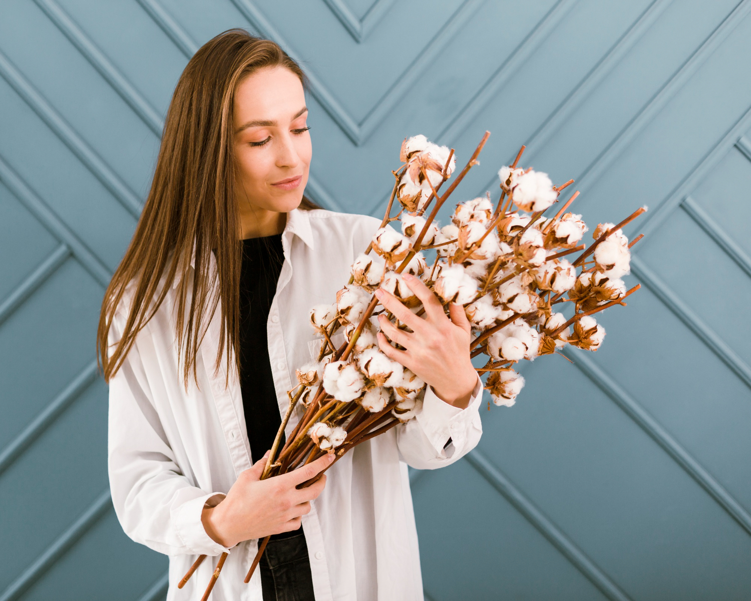 Как красиво упаковать цветы для букета дома: советы и лайфхаки от флористов