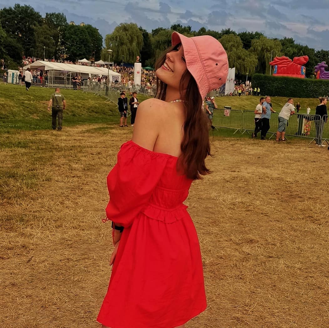 Як виглядає кохана дівчина Олега Псюка з KALUSH: яскраві фото