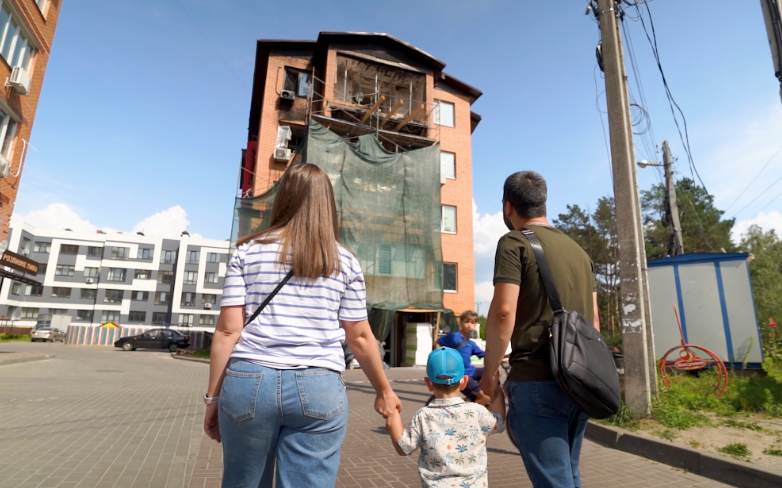 Лобода допомогла сім’ї з Ірпеня відбудувати квартиру, знищену росіянами