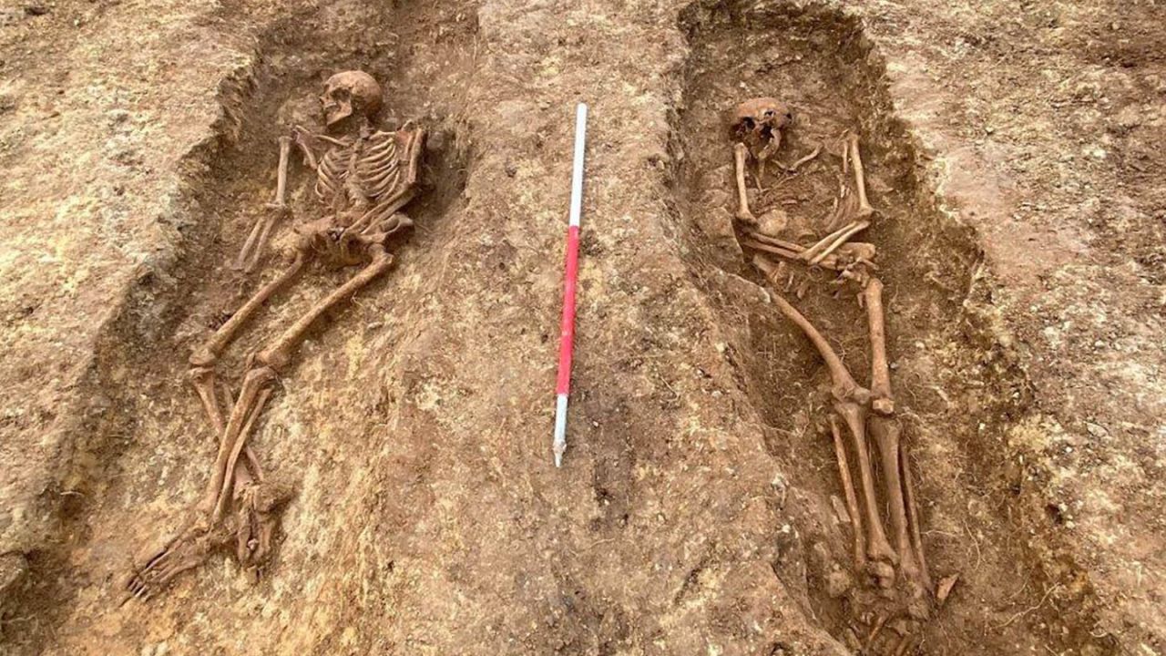 Вчені виявили в Англії скелети римських аристократів, які жили понад 1000 років тому (фото)