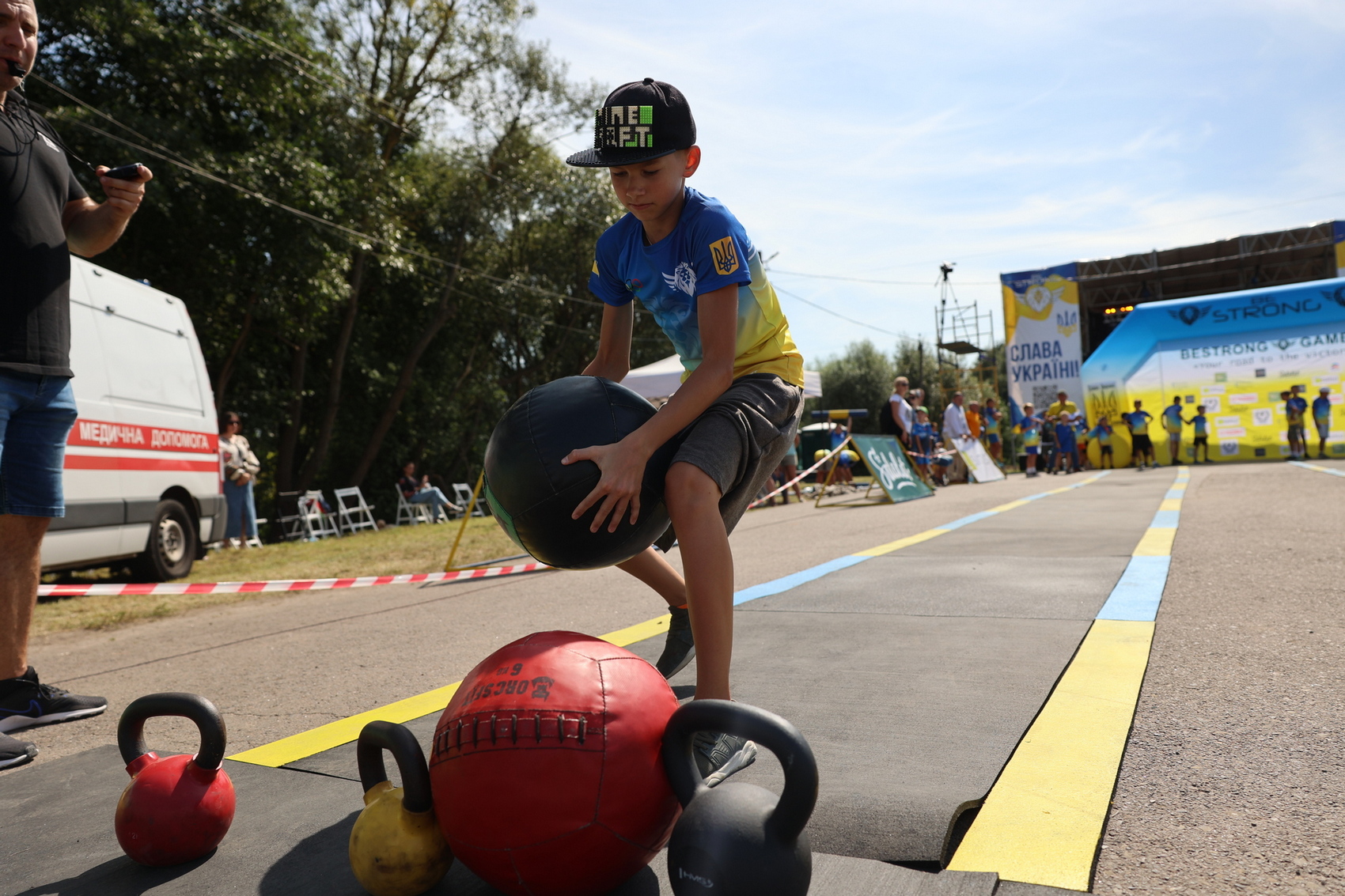 Львів’янин побив рекорд Вірастюка на змаганнях серед ветеранів: як це було (відео і фото)