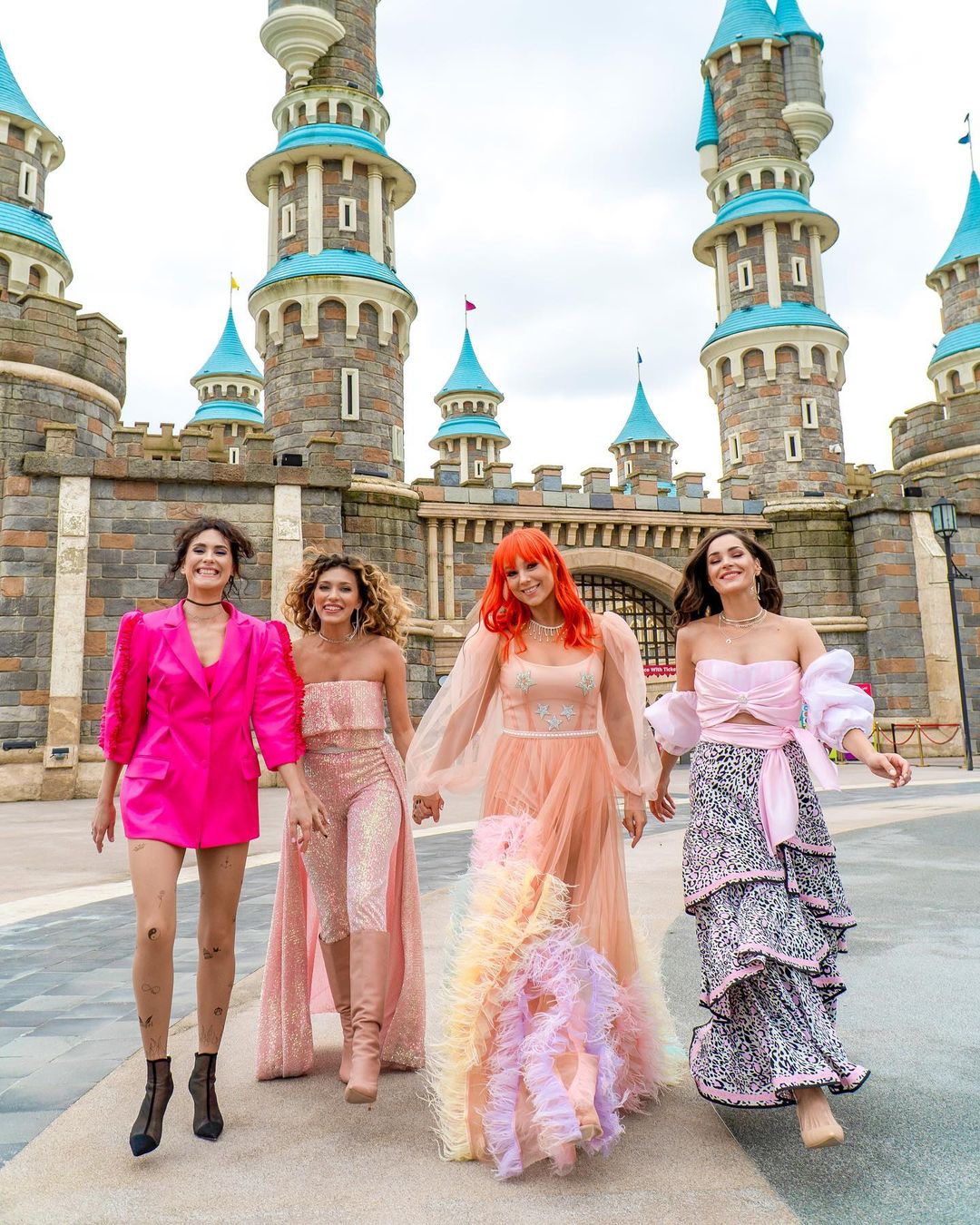 Как сейчас выглядит и чем занимается Лина Мицуки - бывшая участница женской поп-группы Real O (фото)