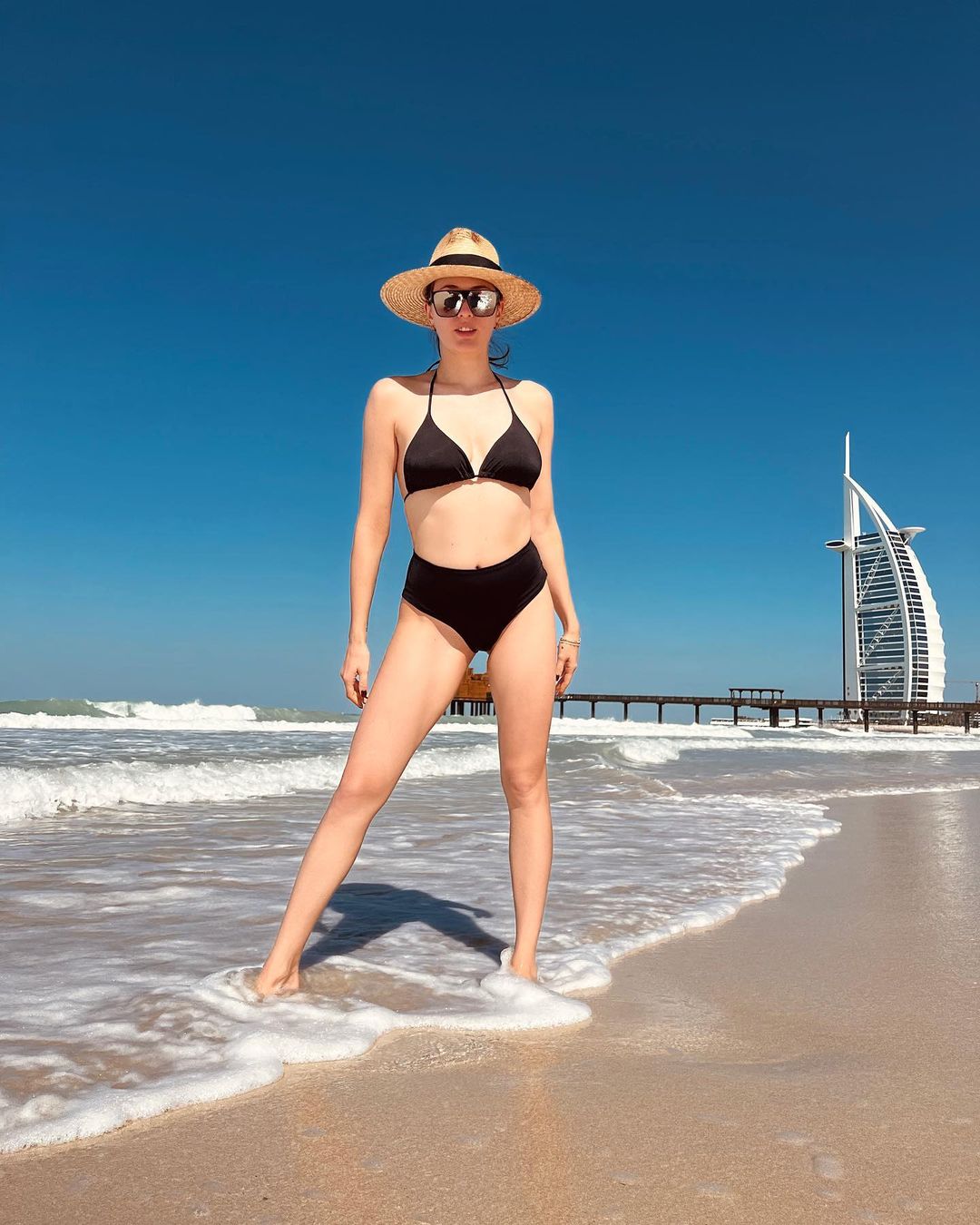 Стало відомо, чому MARUV покинула сцену: співачку запідозрили у вагітності