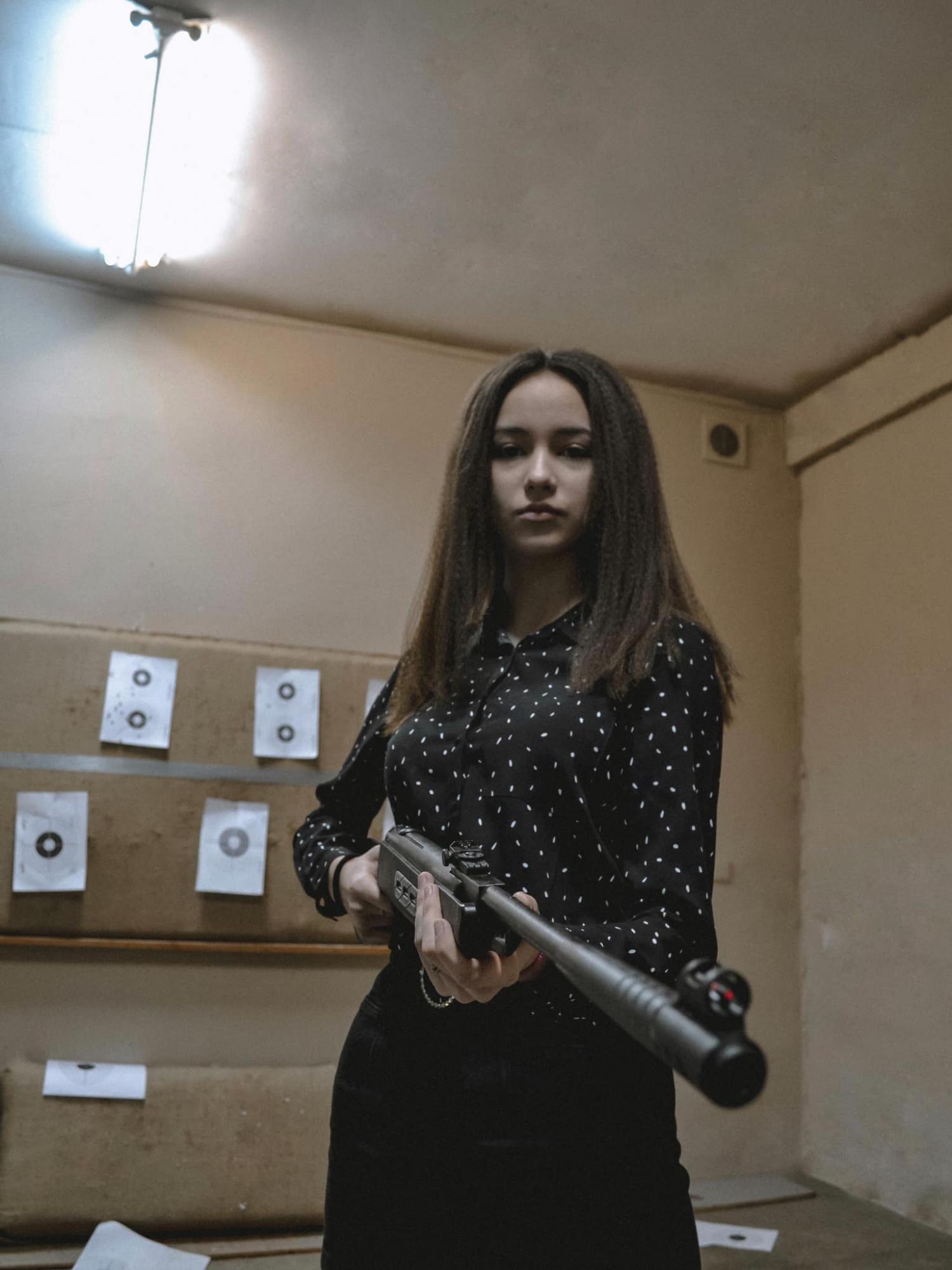 В школах Львова стали ежедневно обучать стрельбе