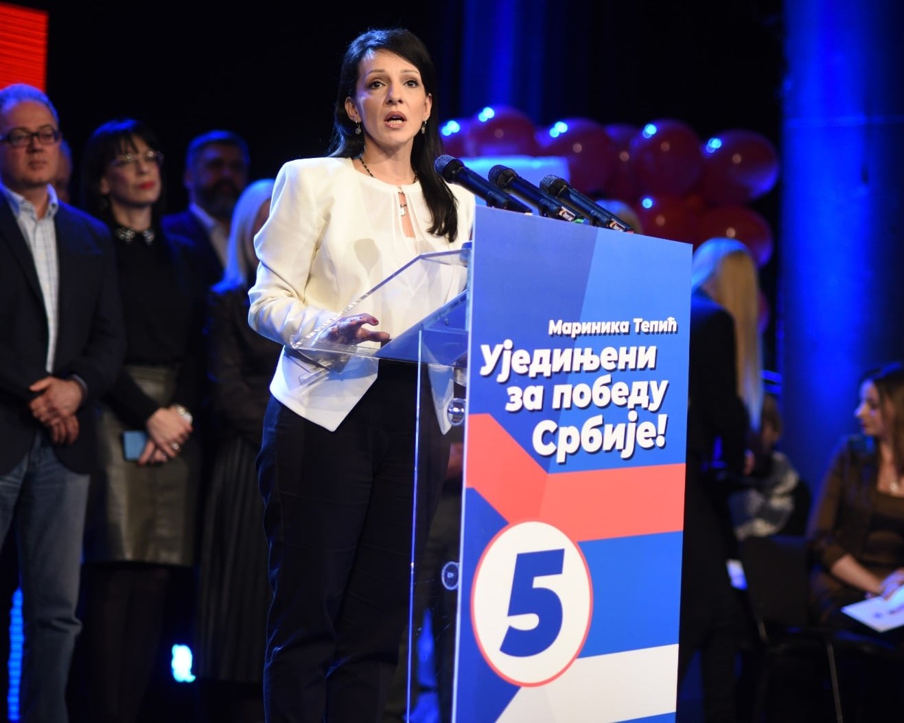 "Склянку гніву пролито". У чому причина протестів у Белграді та чого хоче опозиція в Сербії