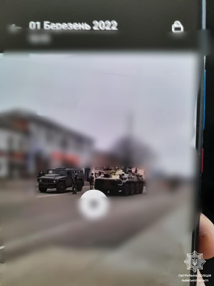 У Львові затримали чоловіків, які пересилали росіянам дані про обстріл і пересування військових