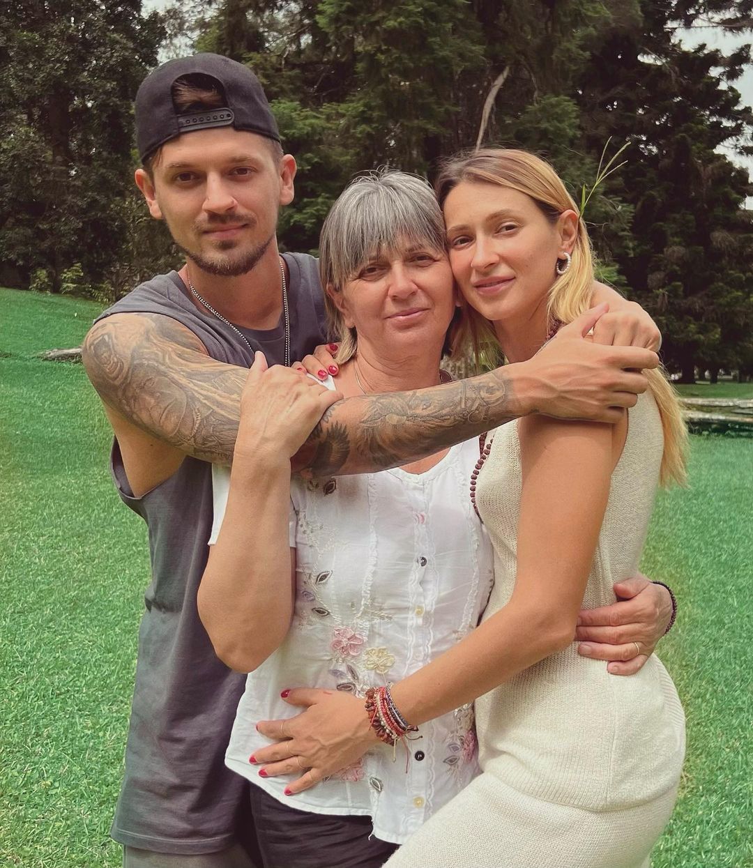 Брат TAYANNA вернулся в Россию и удалил слова в поддержку Украины: сеть в шоке от поступка