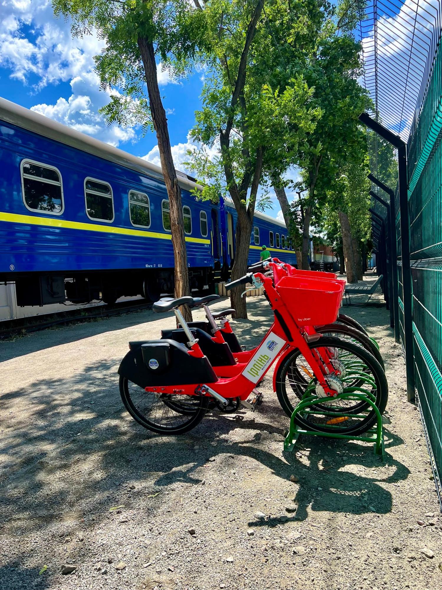 Железный городок в Ирпене: как выглядит новое жилье для переселенцев (фото)