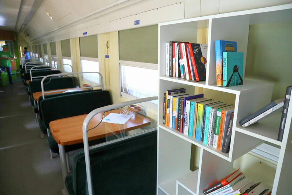 Железный городок в Ирпене: как выглядит новое жилье для переселенцев (фото)