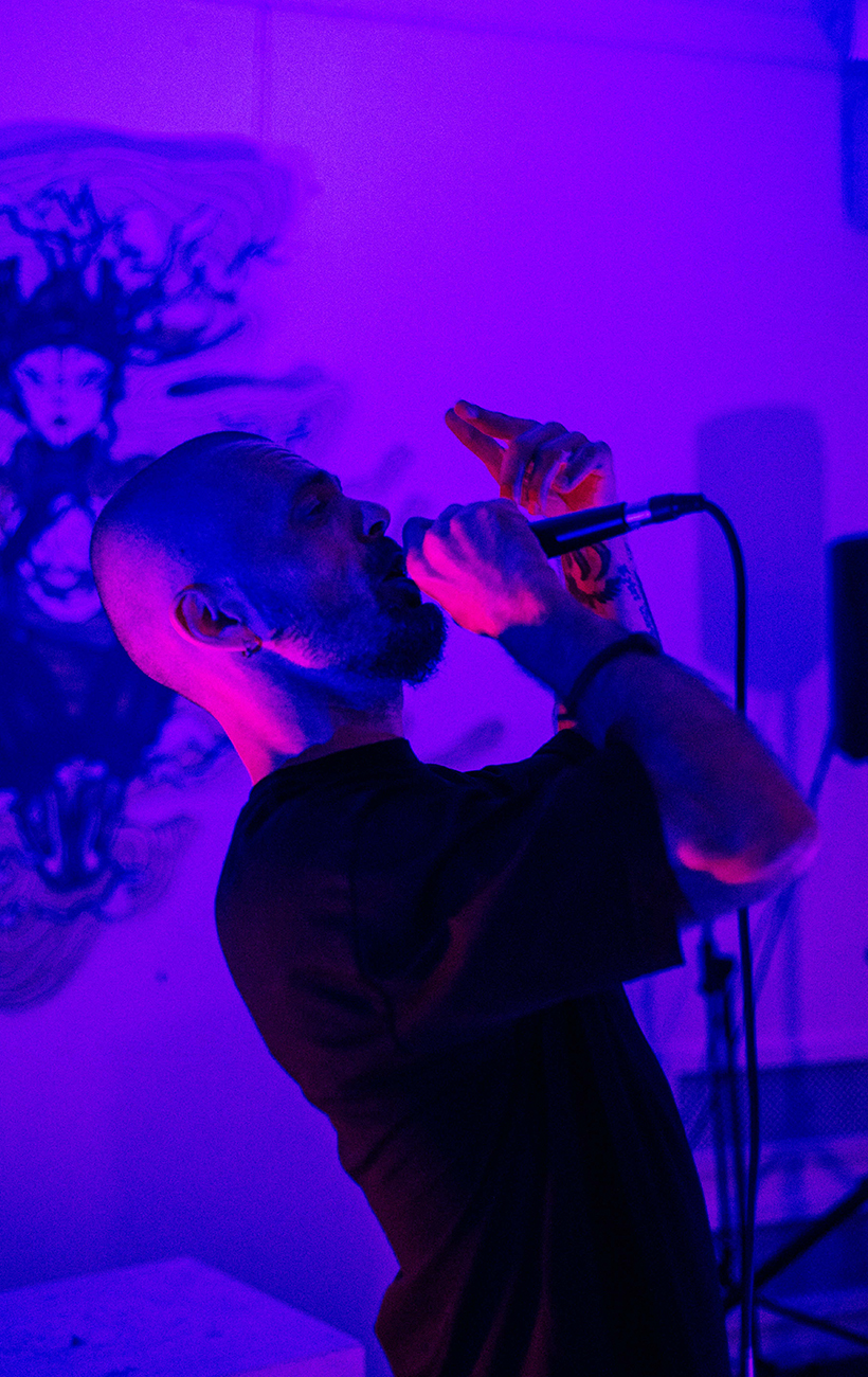 YARON презентовал первый сольный альбом, пробирающий до мурашек