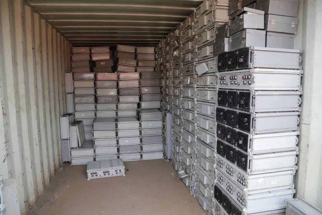 У житомирській військовій частині знайшли плати з золотом і сріблом на 65 млн гривень