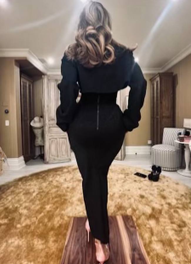 Дженнифер Лопес показала образ "Латиноамериканской Барби" (фото)