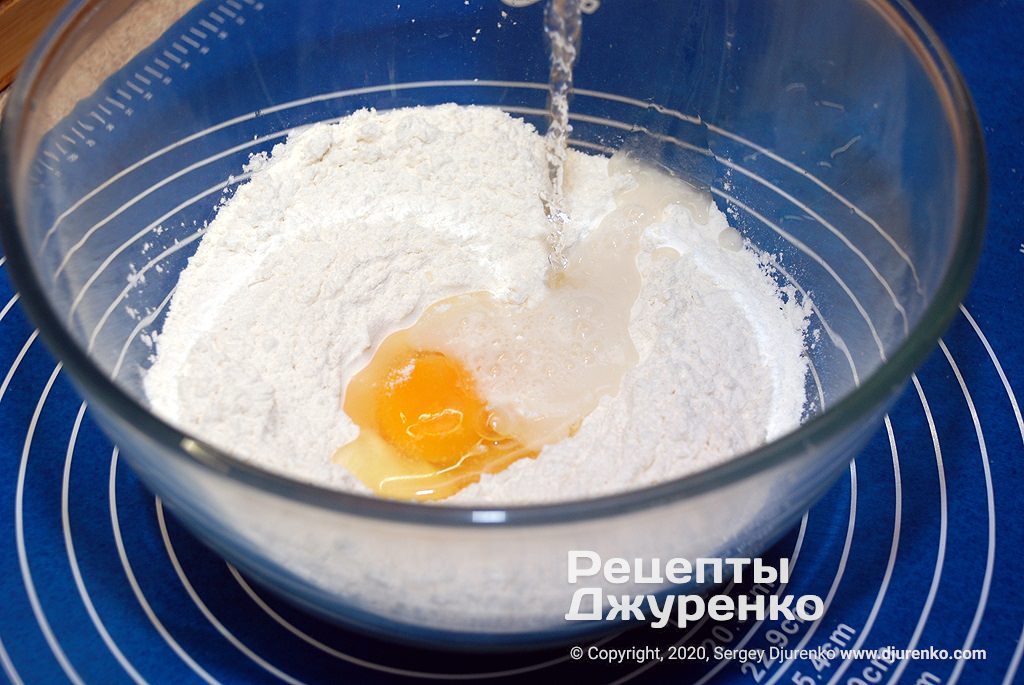 Кулінар розкрив секрет справжнього листкового тіста: запам'ятайте просте правило!