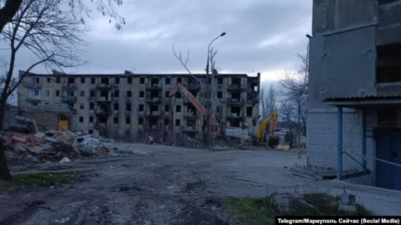 Як підліток з Маріуполя опинився в сім'ї російського омбудсмена: розслідування