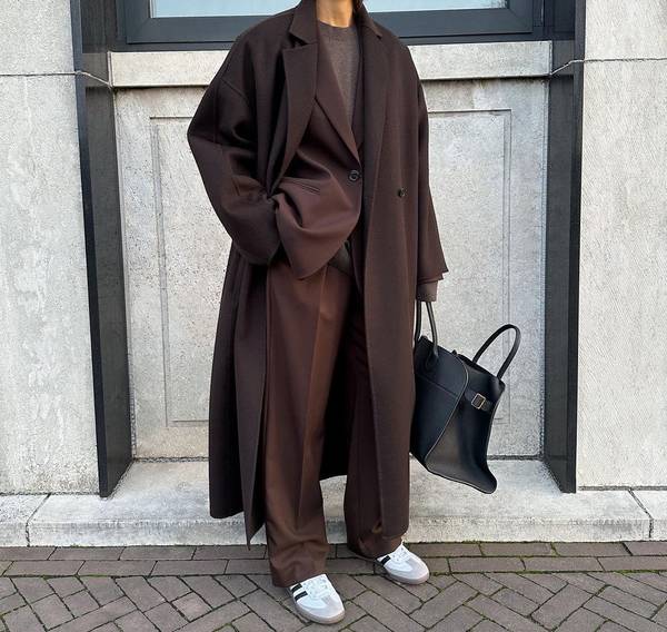 Які пальта вважають наймоднішими цього року: тренди на зиму 2024-2025