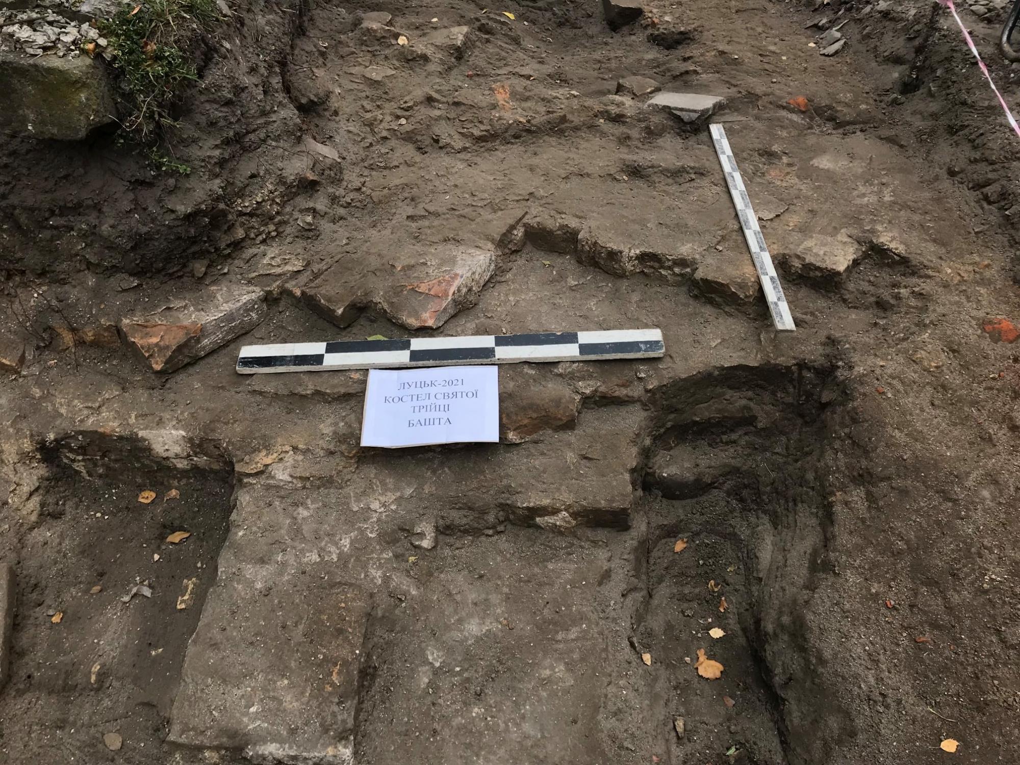 Матір костелів на Русі: у Луцьку виявили руїни унікального давнього храму (фото)