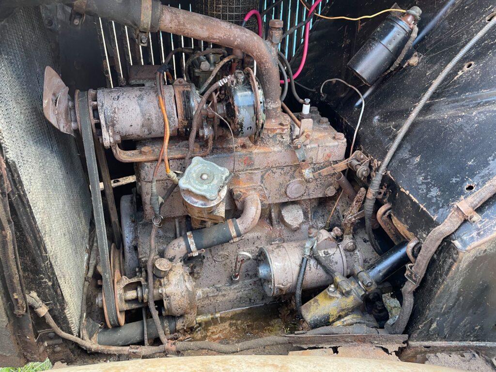 У Києві знайшли унікальний автомобіль довоєнного часу (фото)