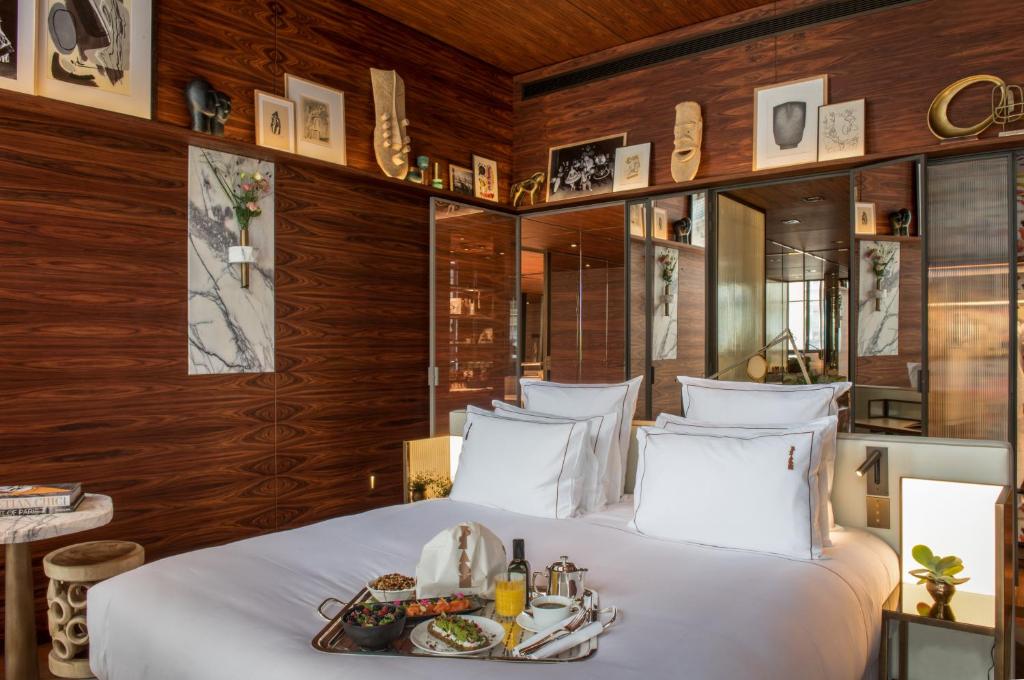 Даже завтрак не включен. Смотрите, как выглядит гостиничный номер за 147 тысяч