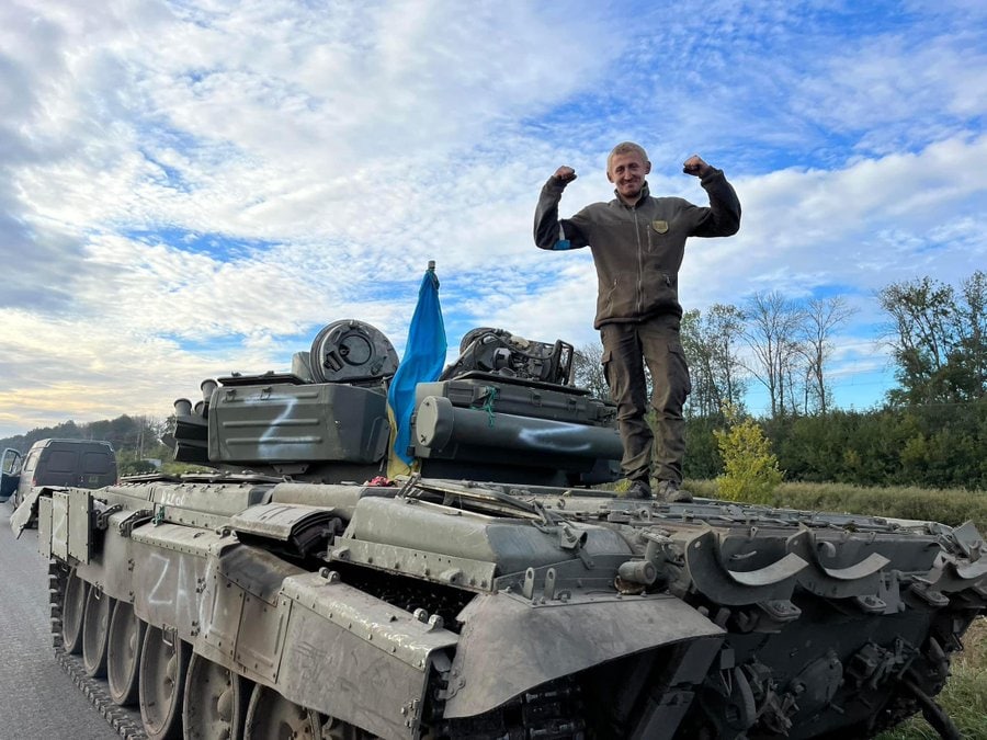 "Российский ленд-лиз": оккупанты массово оставляют ВСУ рабочую военную технику на сотни миллионов долларов