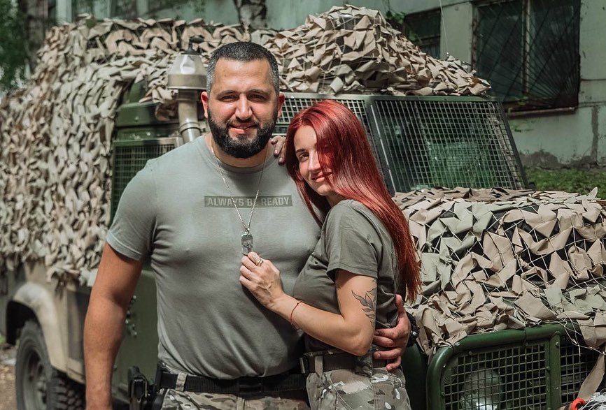 "Трудно было быть овощем": беременная снайперша Жанна Д'Арк попала в больницу