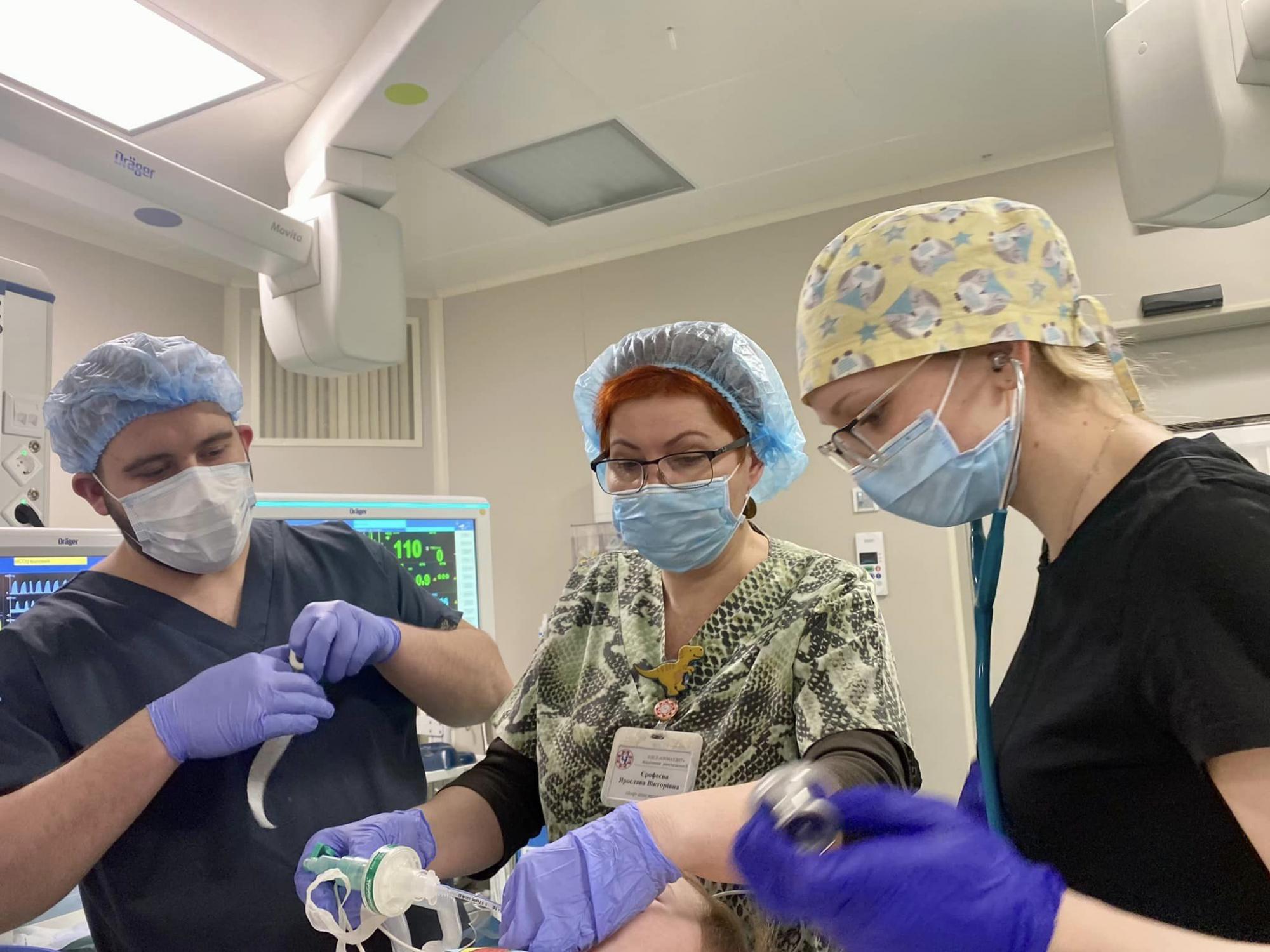 У Києві 3-річний хлопчик проковтнув магніти і місяць жив із ними: батьки не здогадувалися