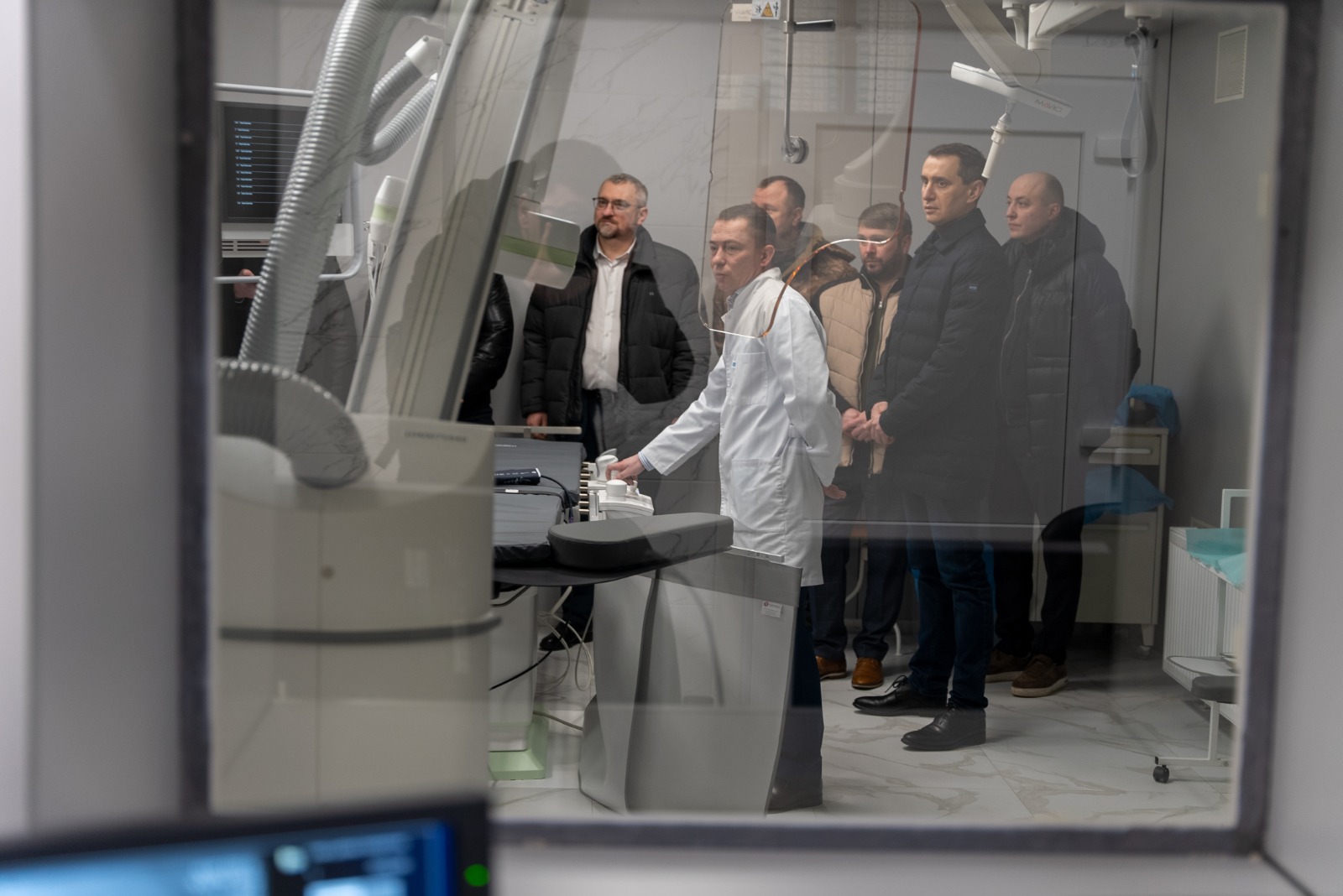 У лікарні під Києвом встановили новітнє обладнання, яке рятуватиме життя (фото)