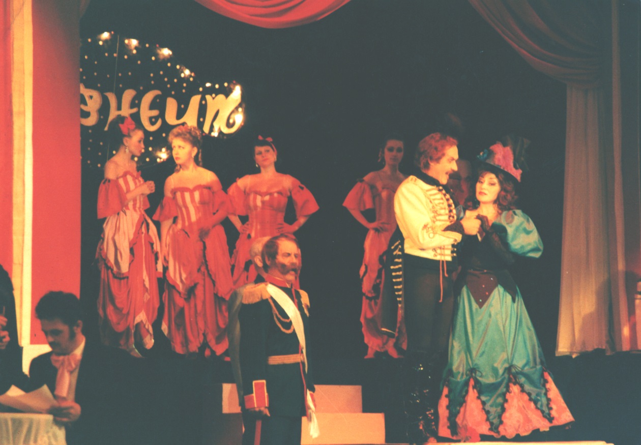 У Парижі помер відомий народний артист України та актор театру (фото)