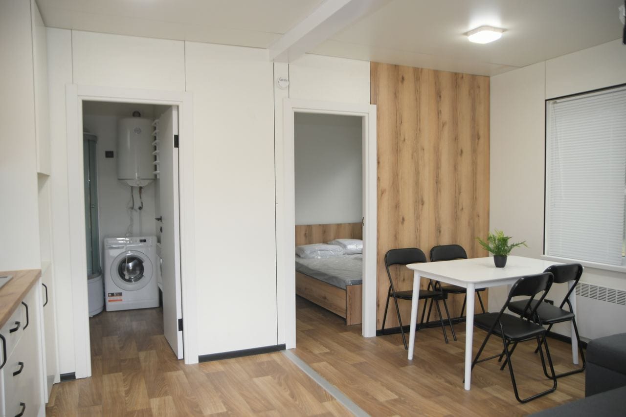 Дивіться, який вигляд має перше модульне містечко для переселенців на Рівненщині