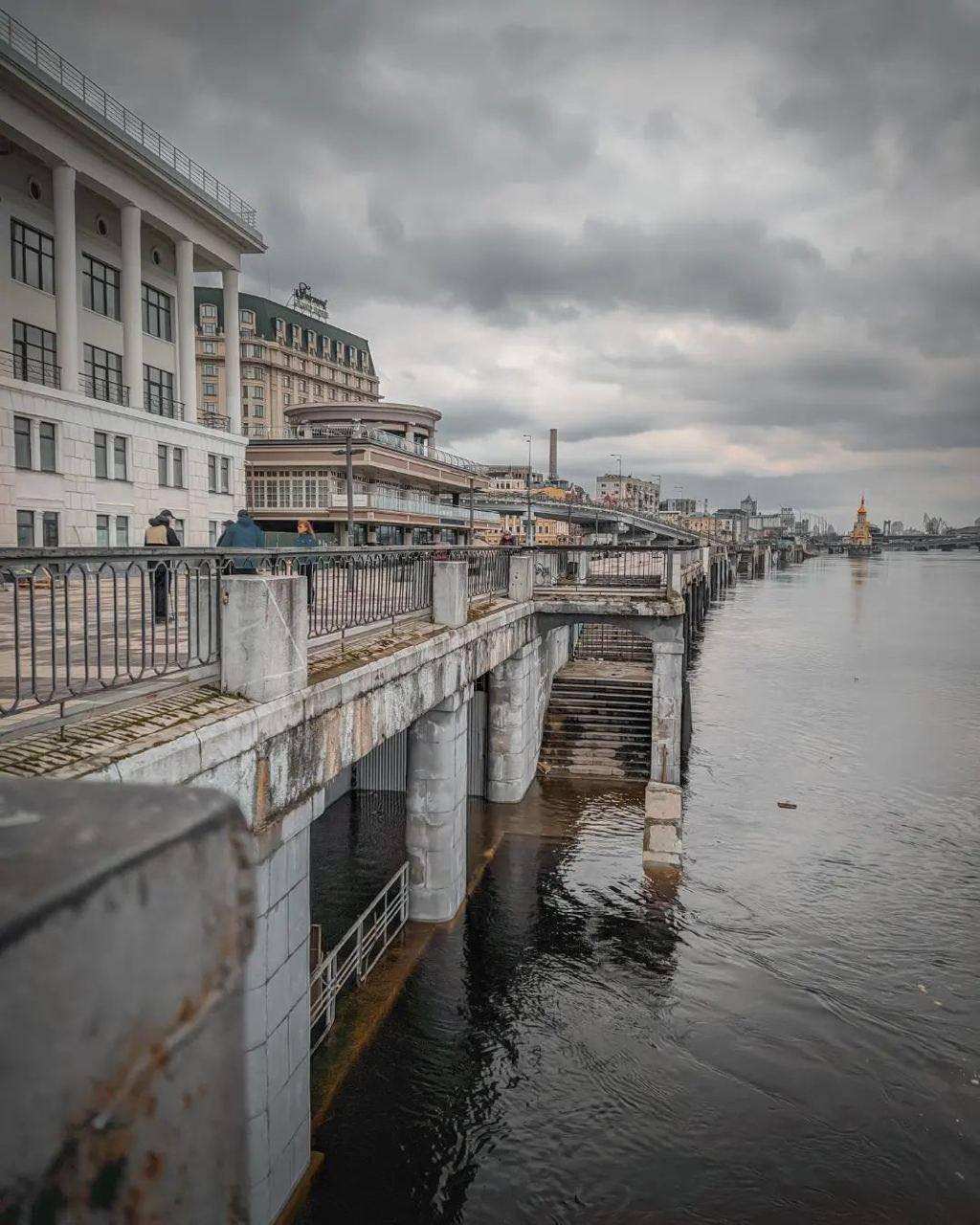 Прийшла велика вода: рятувальники дали рекомендації, як захистити своє життя та майно