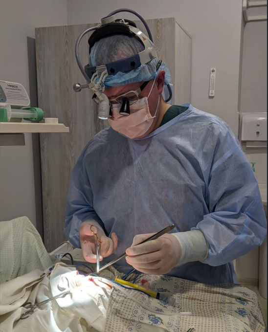 У Рівному новонародженій дитині зробили операцію на серці: дівчинка важила всього 800 грамів (фото)