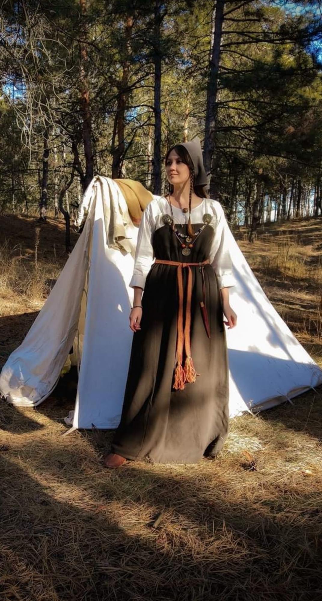 Вечной любви на небесах: из-за падения обломков российской ракеты в Киеве погибла молодая пара