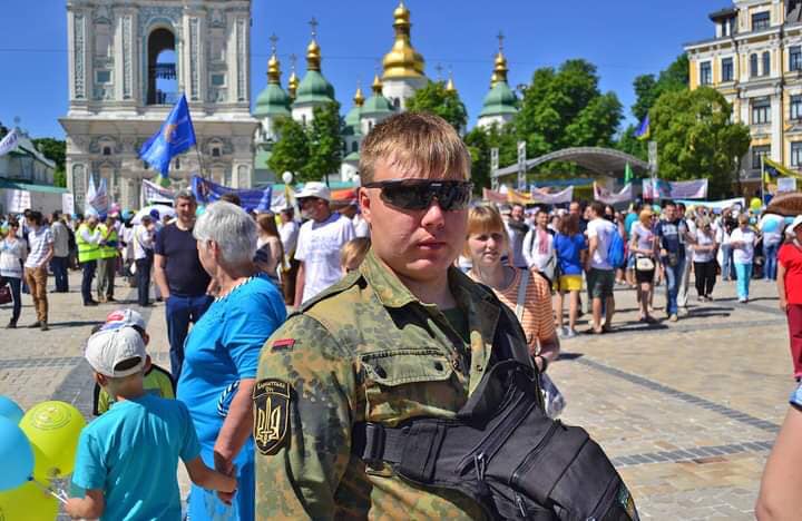 Затягнула сильна течія... Воїн ЗСУ врятував 130 життів від повені ціною власного життя