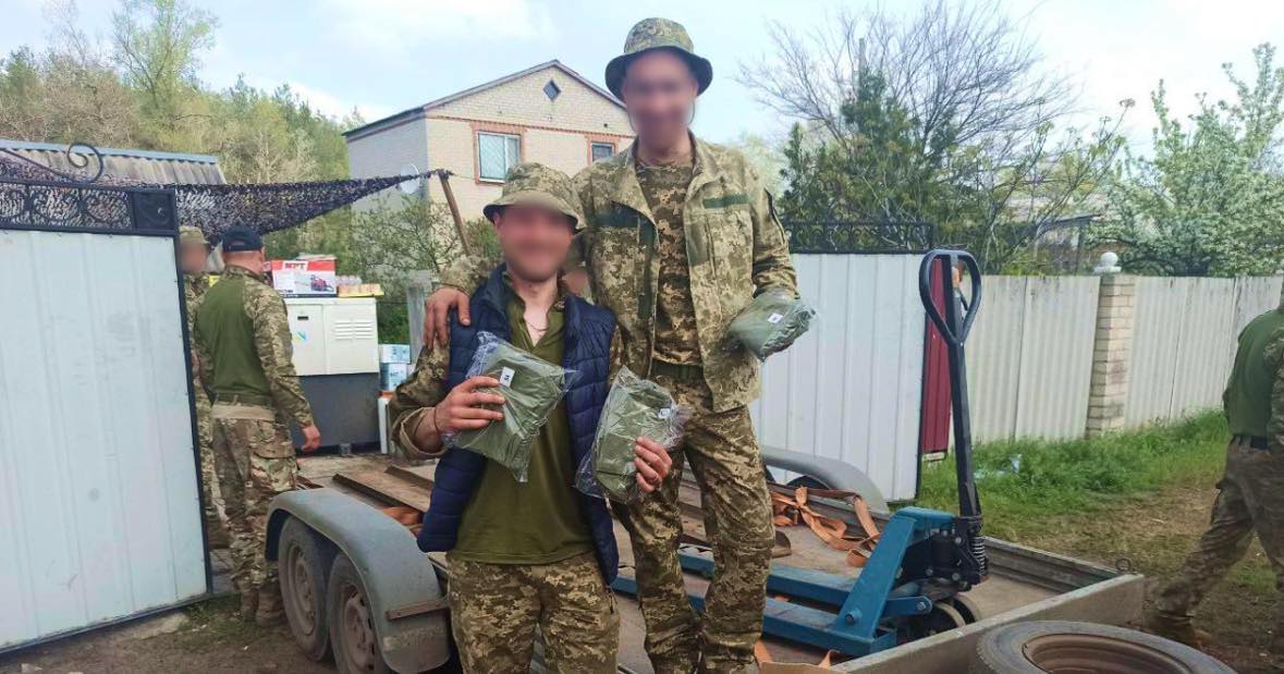 "Фундация Течия" передал ВСУ одежду на 6 млн гривен