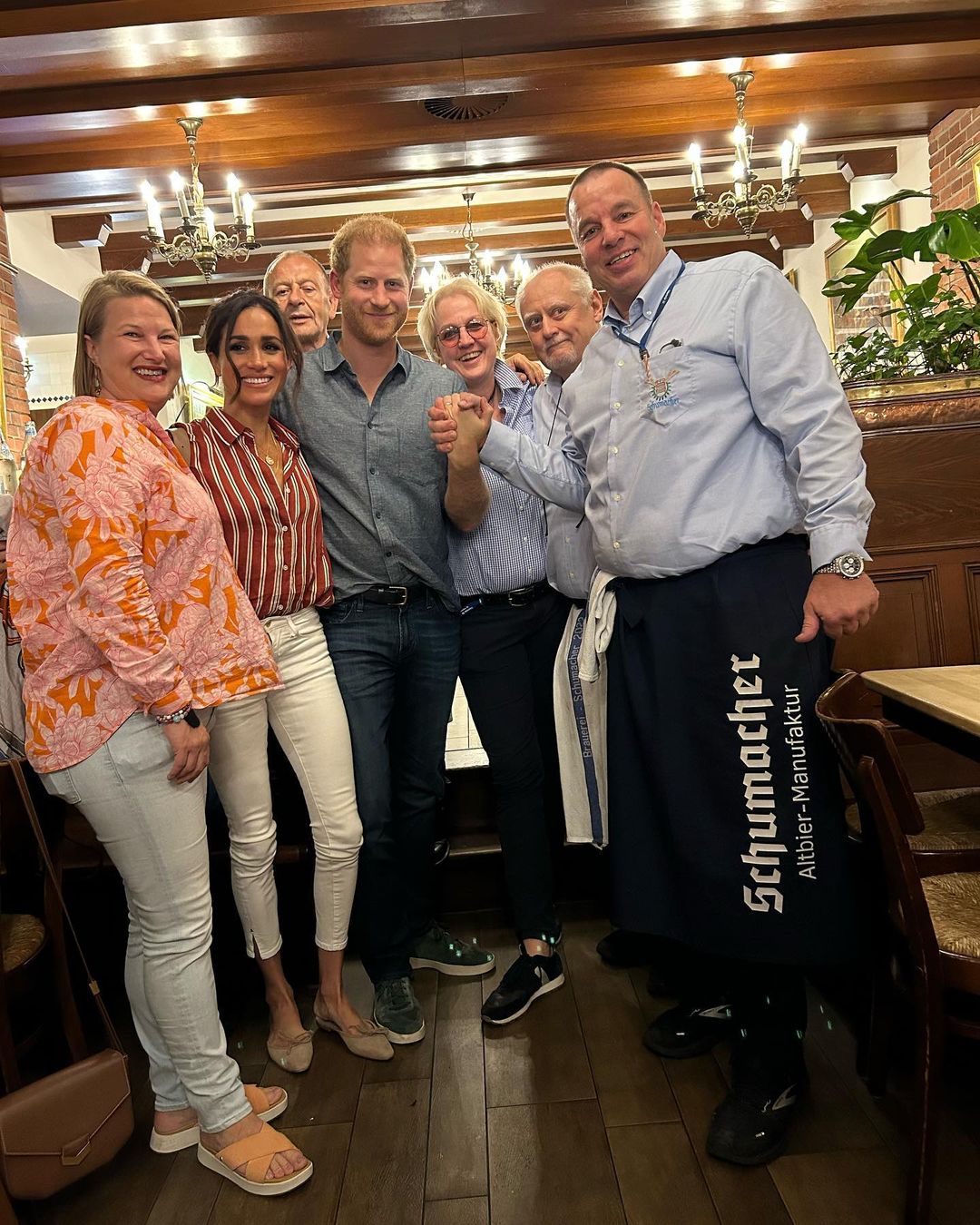 Принц Гарри напился на праздновании своего дня рождения в неожиданном месте (фото)