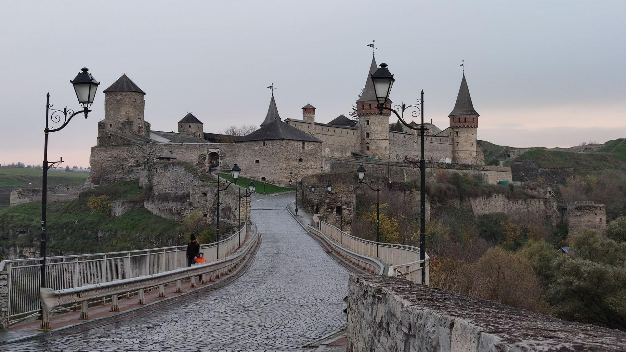 Замковий "джекпот". Авторський маршрут Закарпаттям для осінньої мандрівки