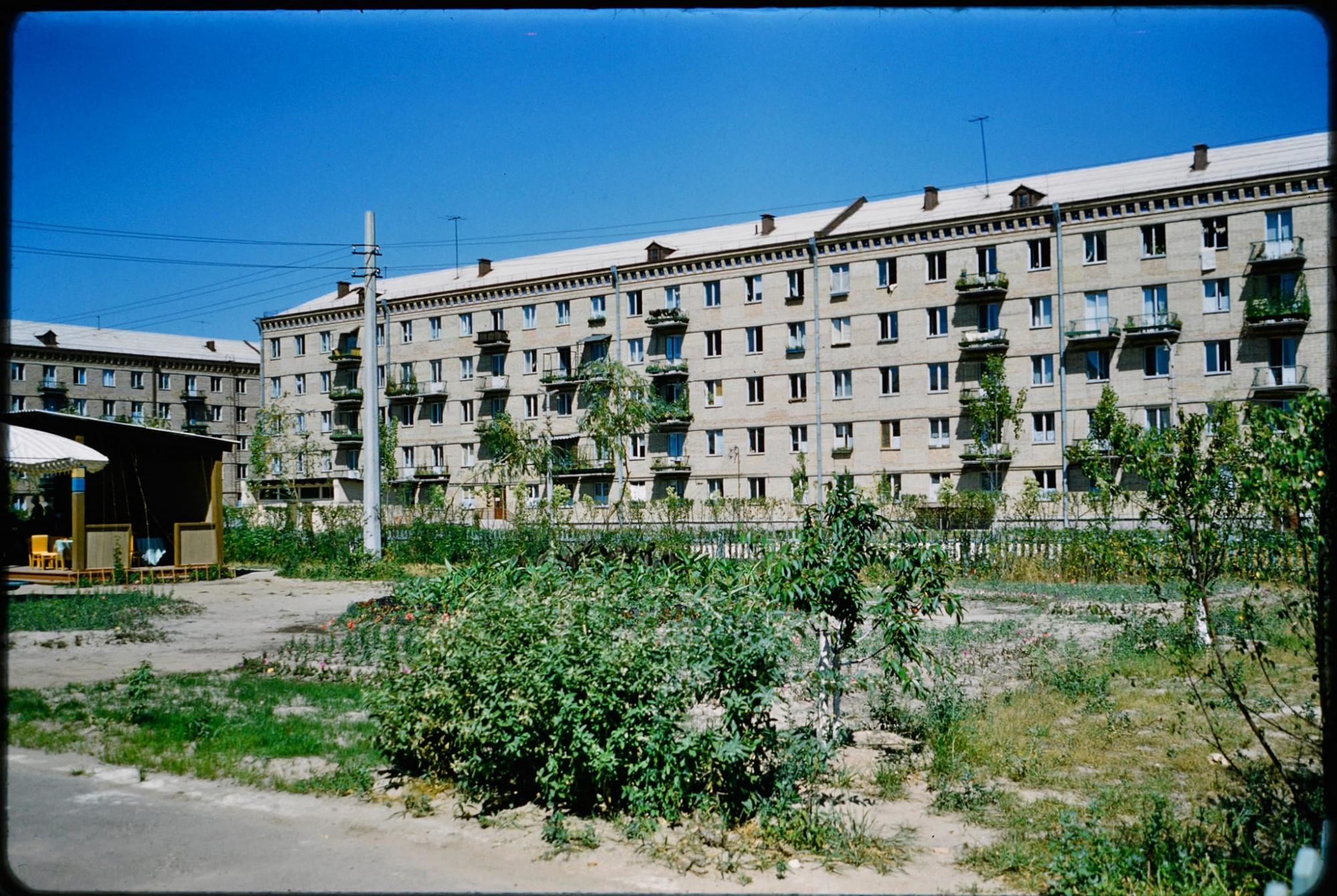 Дивіться, як 70 років тому виглядав перший житловий масив Києва (фото)