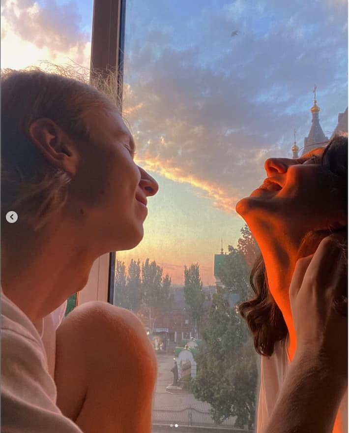 "Вони знали, що війна будь-якої миті може їх розлучити". У Запоріжжі внаслідок атаки РФ загинула молода пара