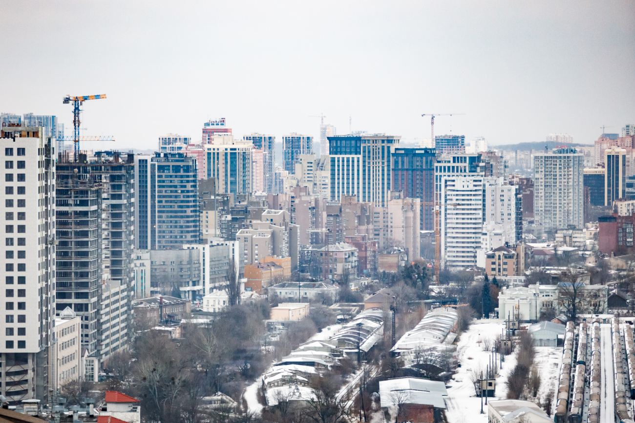 Корупція на відбудові, свобода слова та контроль військовозобов’язаних. Що значать для нас нові закони