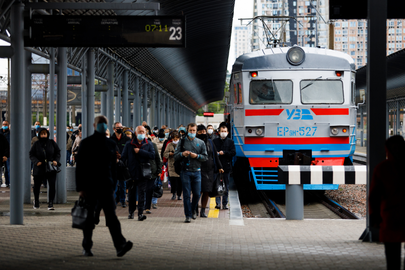 Масштабные вызовы. Выдержит ли "УЗ" новый блекаут и что нужно знать пассажирам
