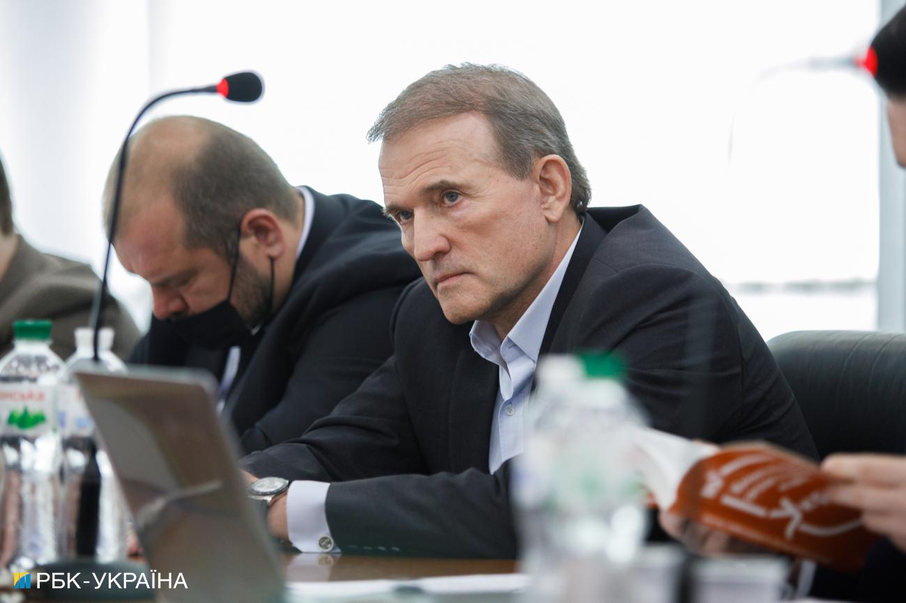 Угольное дело. В чем обвиняют Порошенко, и причем здесь Медведчук