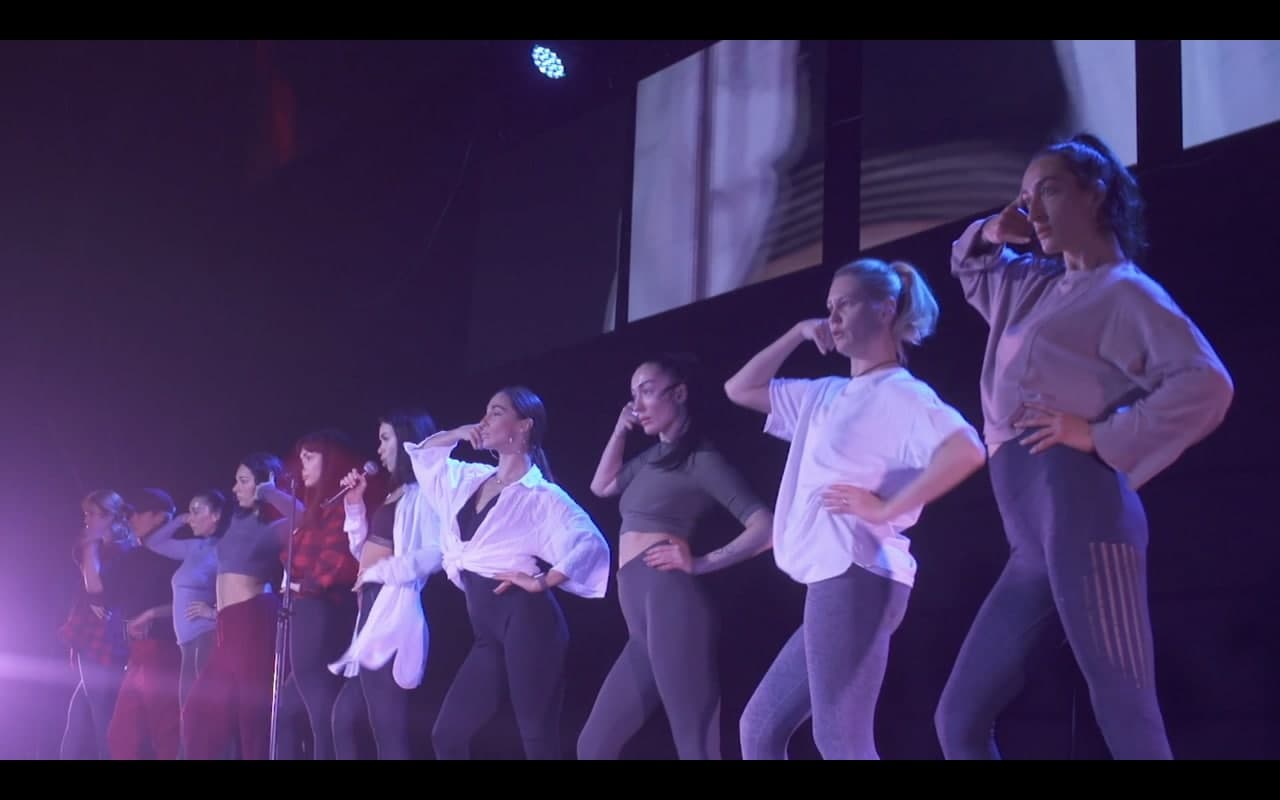 Появились фото, как LOBODA в Киеве готовится к новому шоу