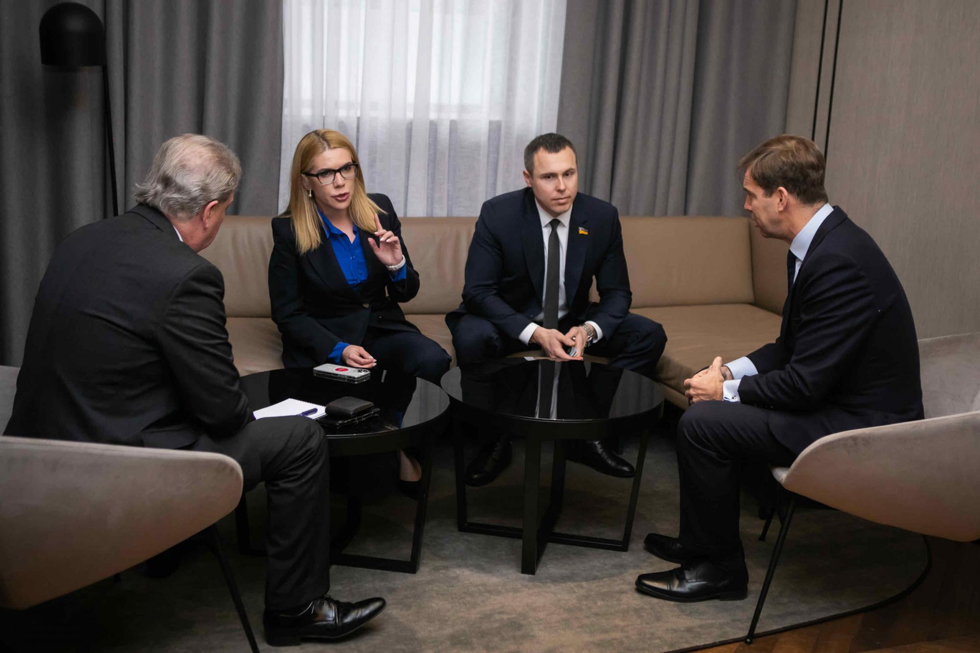 Рудик обговорила з британським парламентарем спільні рішучі дії